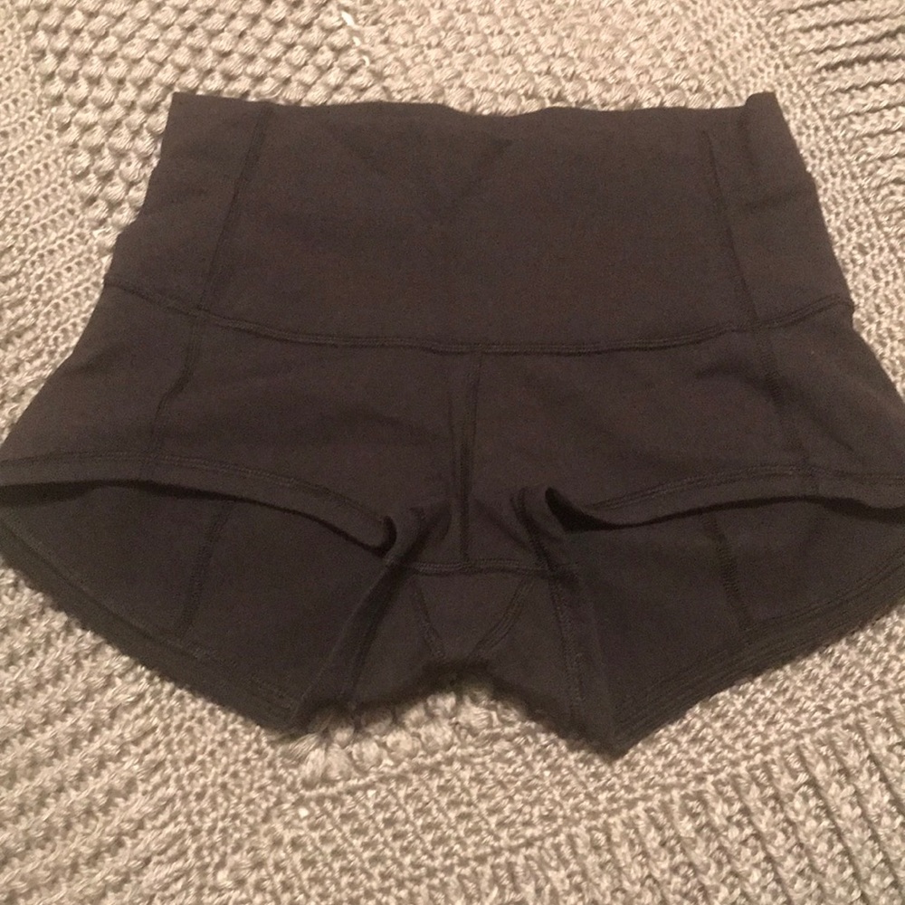 Lululemon Wunder Shorts Size 8